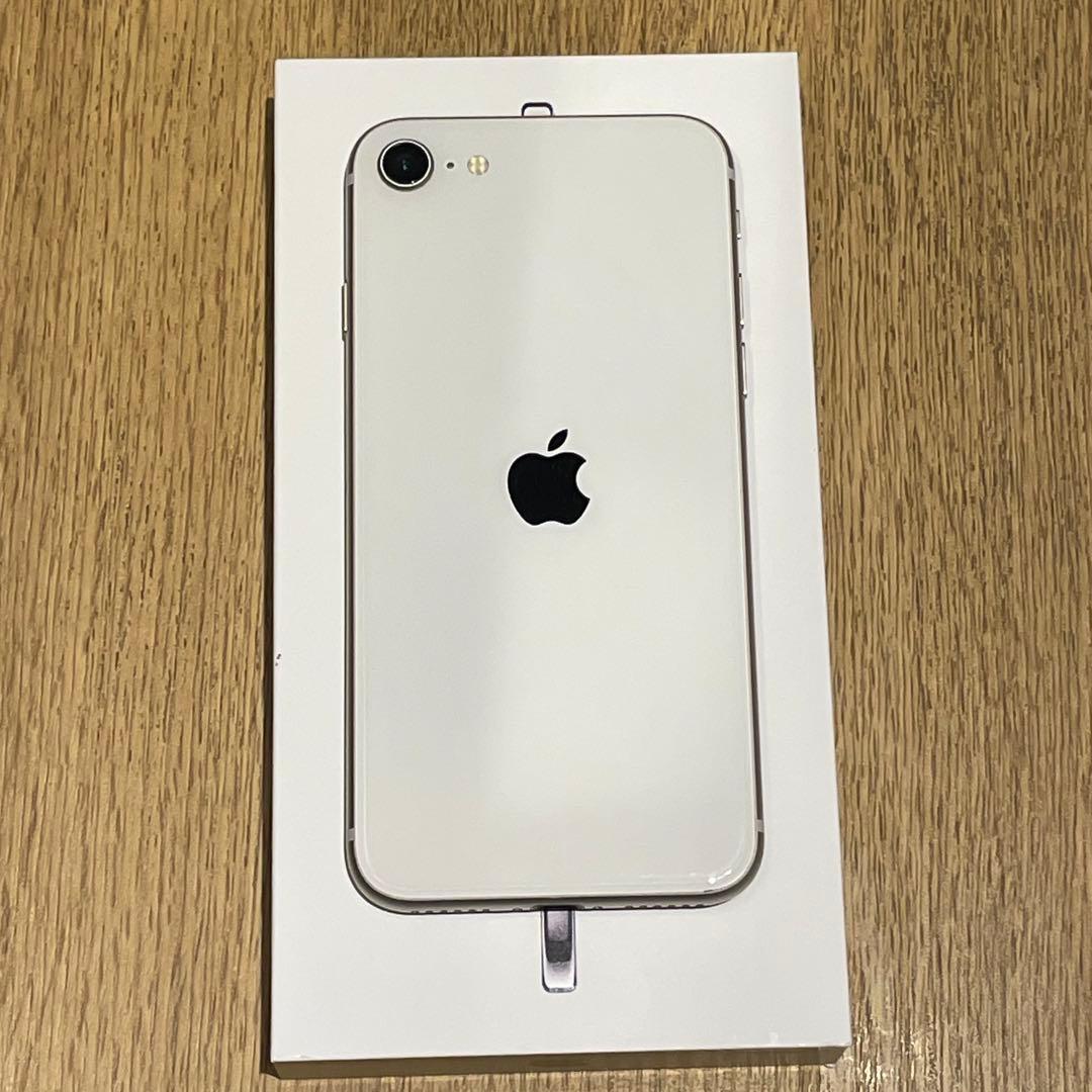 iPhone SE3 ホワイト 本体　128G SIMフリー