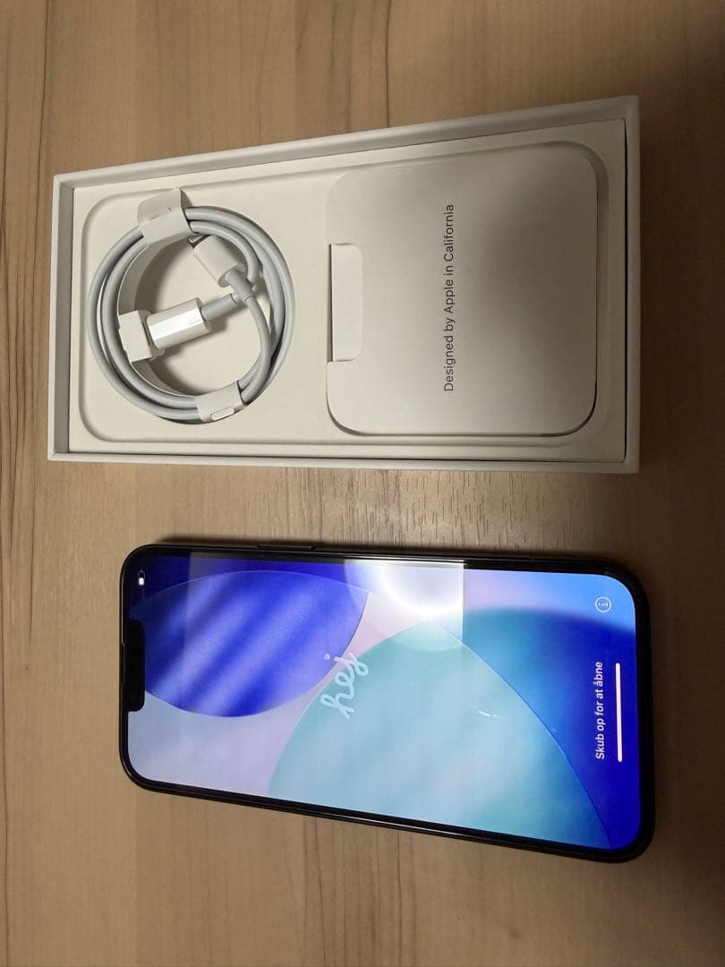 iPhone13 256GB ブラック