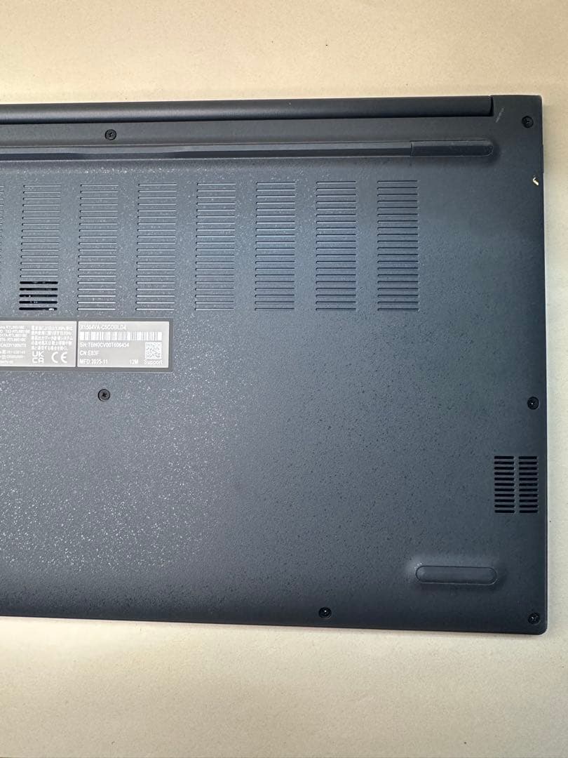 【美品】ASUS Vivobook X1504V 16GB/512GB SSD