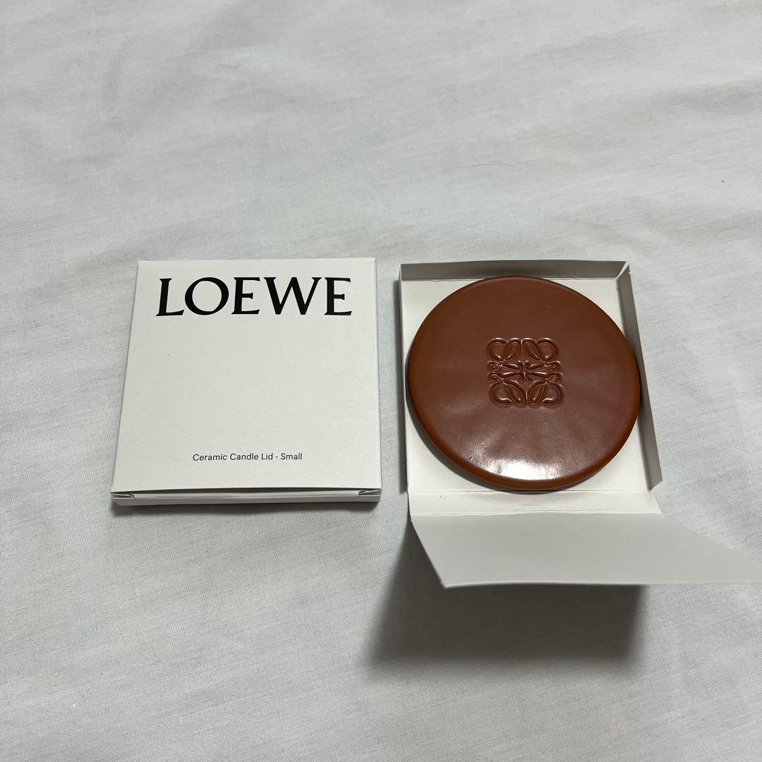 LOEWE キャンドル Honeysuckle 170g リッド付き